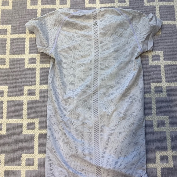 Run swiftly tee. Size 6 - Picture 2 of 2